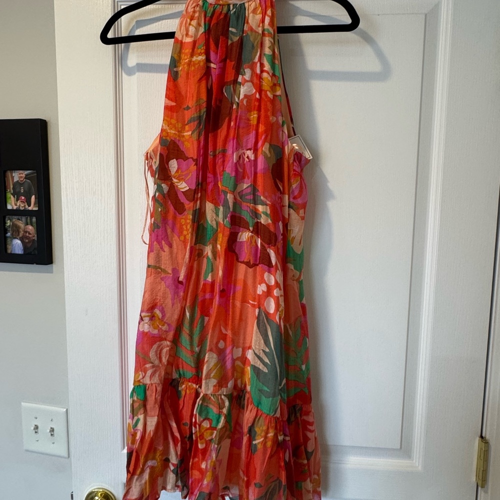NWT Floral Halter Neck Dress